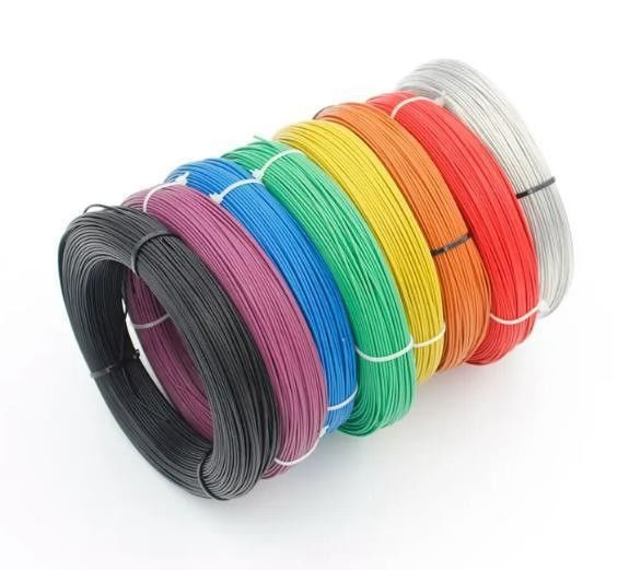 Arnês de fiação automotivo personalizado com isolamento XLPE e condutor de cobre enlatado para aplicações de 300V